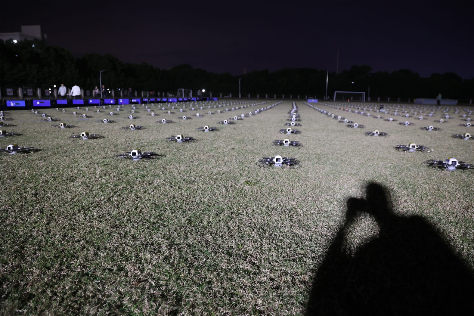Outdoor preflight field with show drones